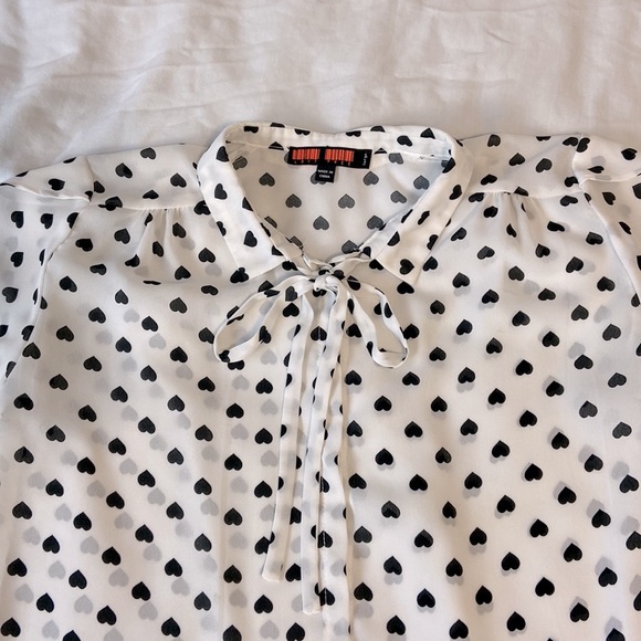 Love Tree black and white polka heart blouse - Picture 5 of 9